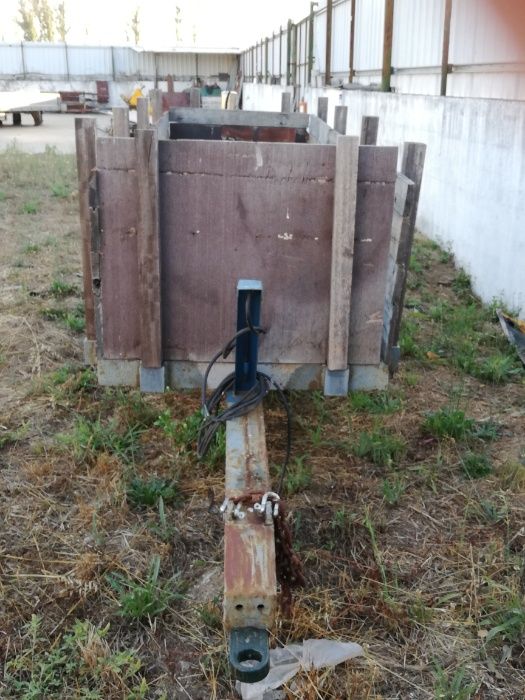 Reboque 3 mt comprimento x 1 mt largura