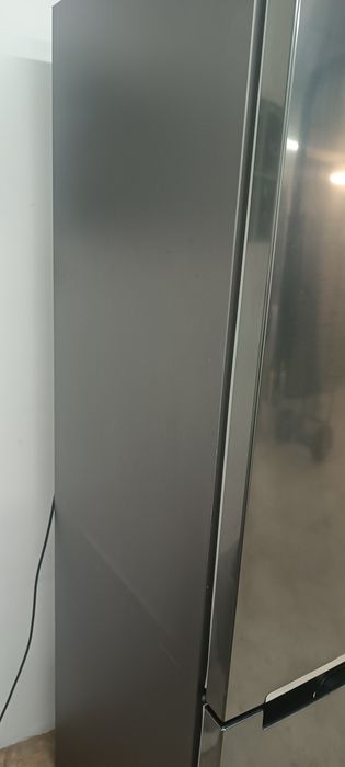 Lodówka Samsung 185cm Pełny No Frost Srebrna LED