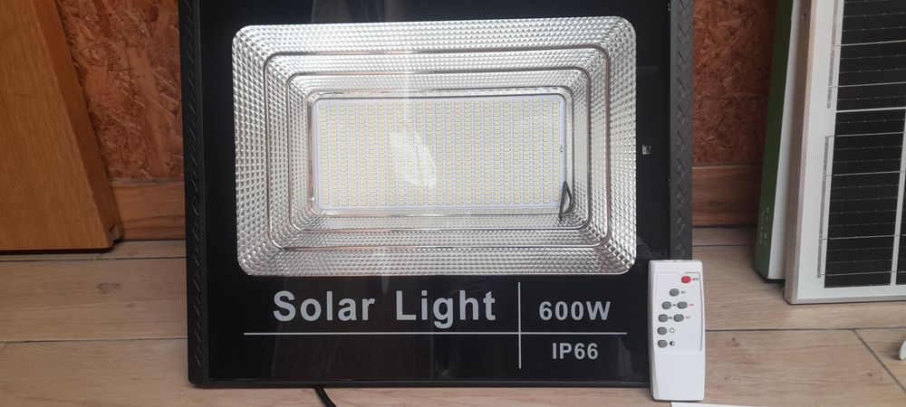 Holofote com painel solar a parte 600w com comando64553267934337123
