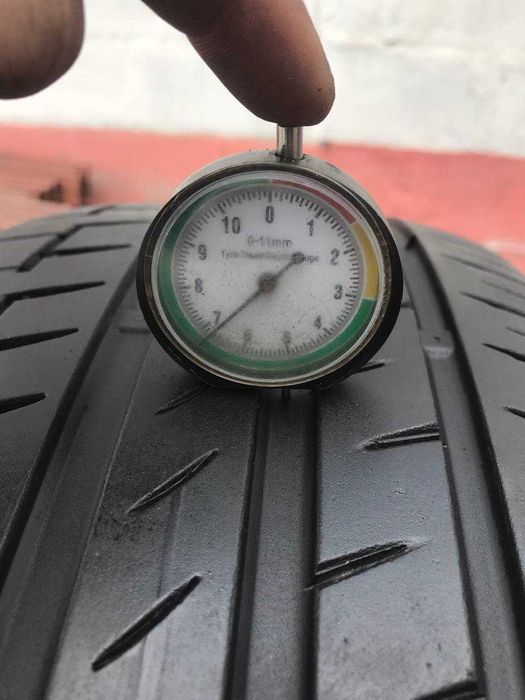 Шини Б/У 235/45 R18 Continental