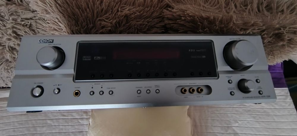 Sprzedam używany amplituner kina domowego Denon AVR-1306.
