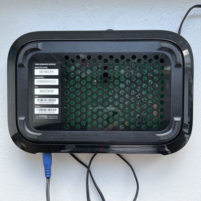 маршрутизатор роутер Sky Q Hub ADSL 2+