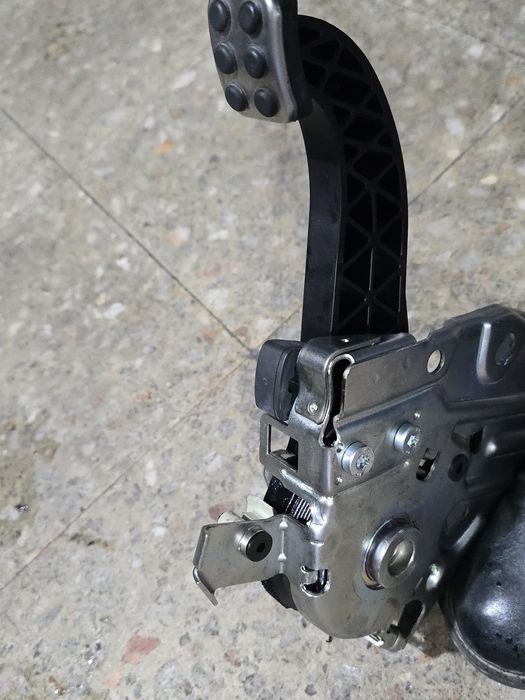 Vendo travão mão mercedes