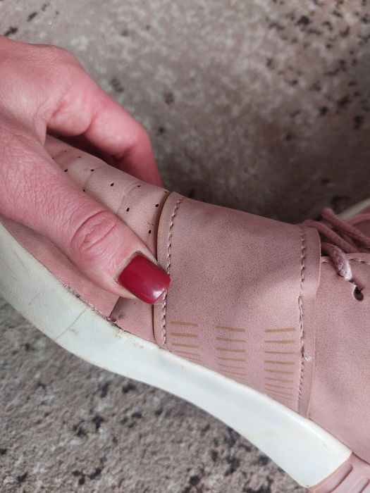 Ботінки кросівки