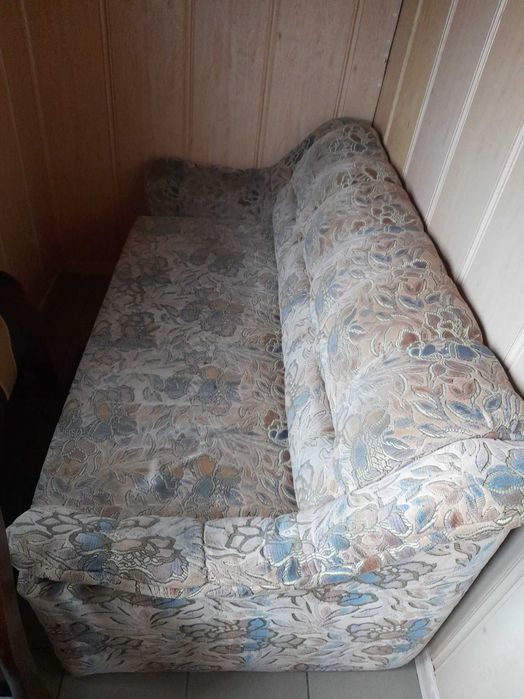 Sprzedam kanapę z fotelami