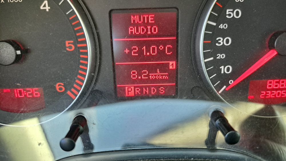 продам ауди дизель  автомат.