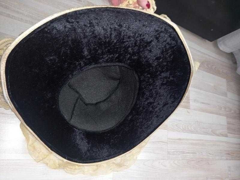 Карнавальная шляпа