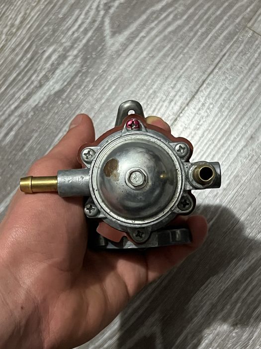 Бензонасос ВАЗ 2106