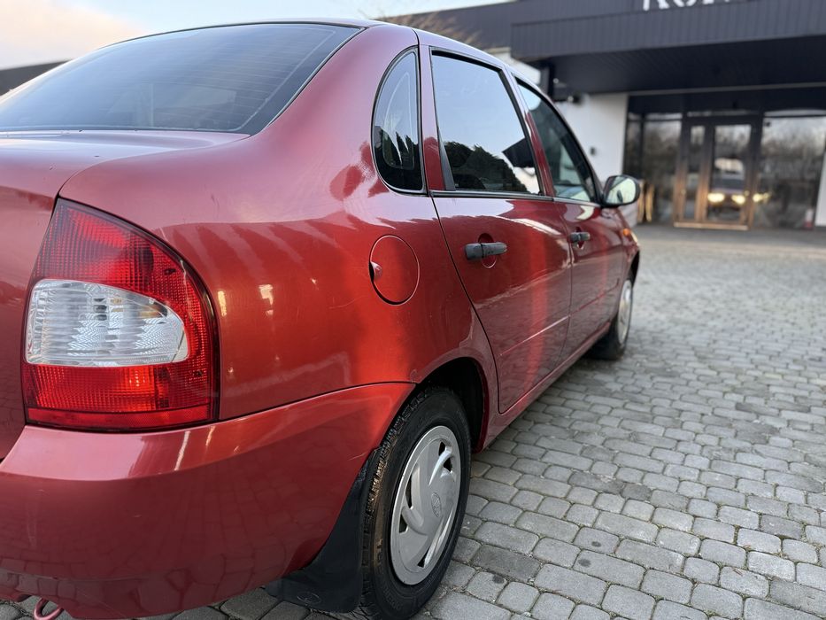 ВАЗ Лада Калина 2006 рік 1.6 Бензин в доброму стані !!!