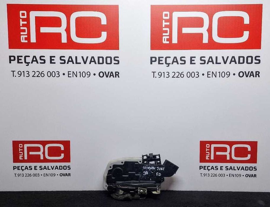 Fechadura / Fecho Porta Frente Direito NISSAN JUKE (F15) ano 2010
