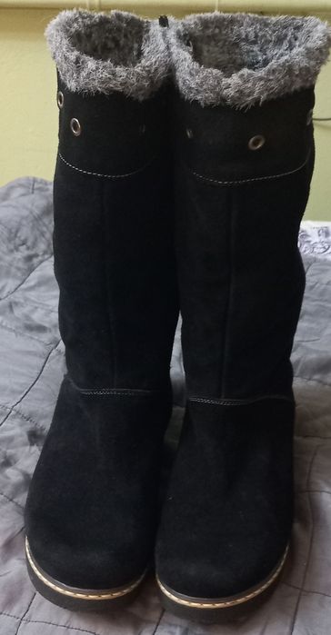 Сапоги замшевые.и фирмы Экко полусапожки