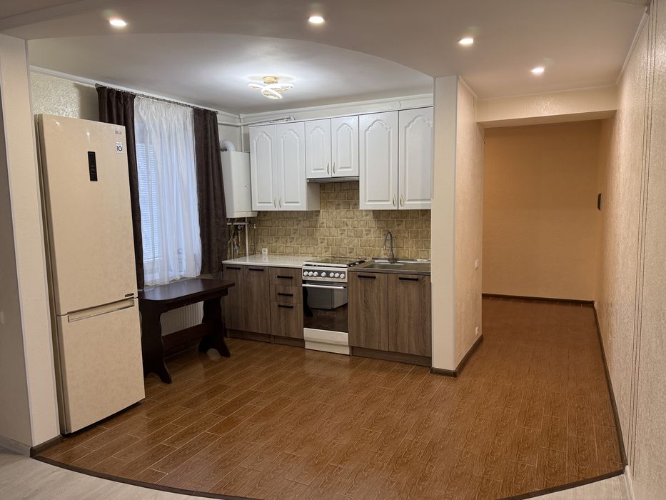Продам 3 х кімнатну квартиру 86кв м