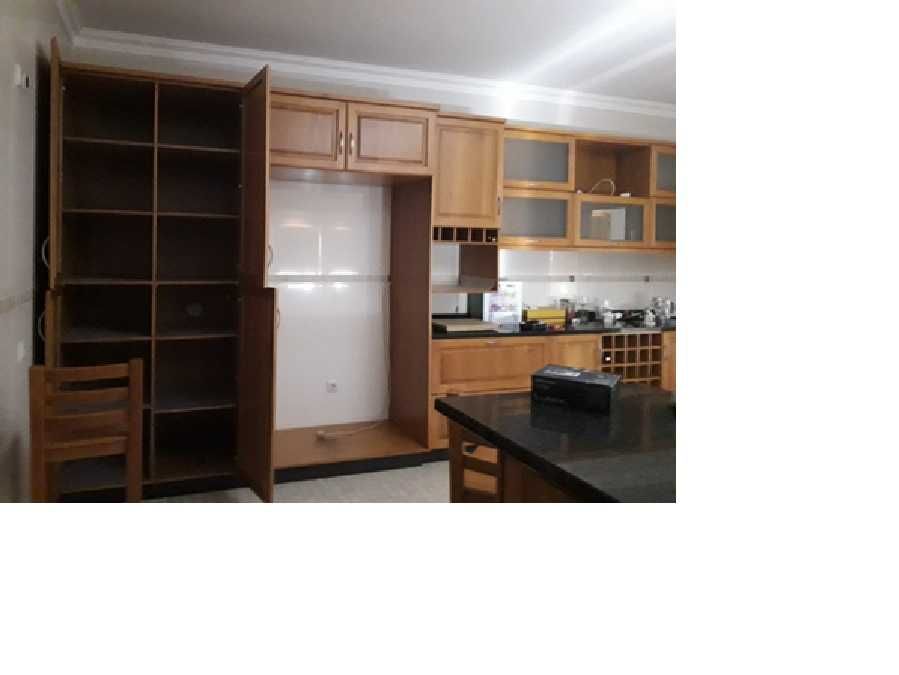 Quinta T3 inserida numa área de 3 hectares com boas infraestruturas