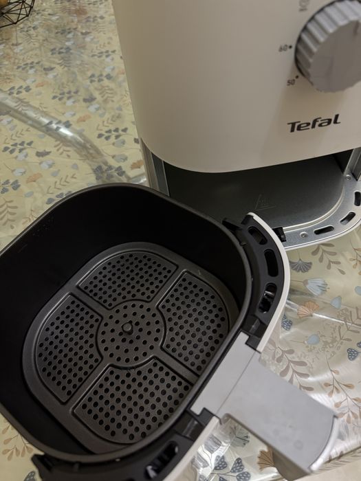 Аэрогриль Tefal новая