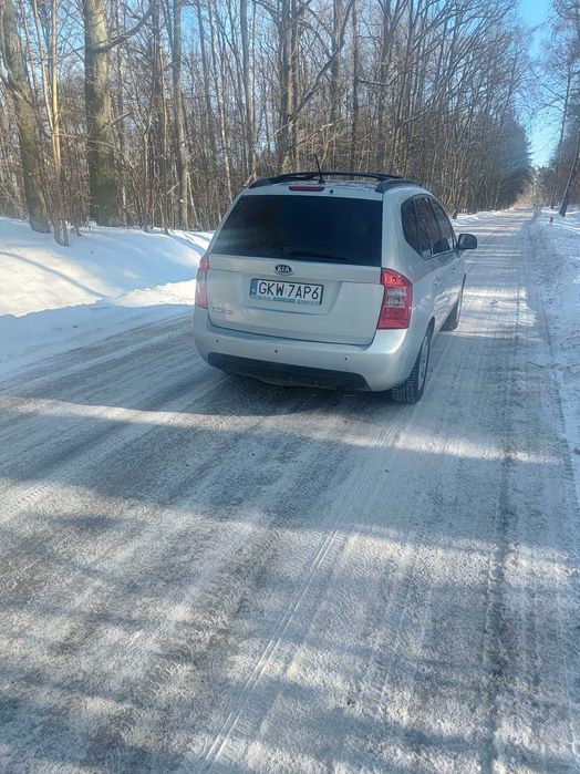 Sprzedam Kia carens 3