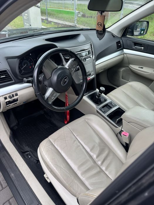Subaru Outback 2.0 diesel 2010rok