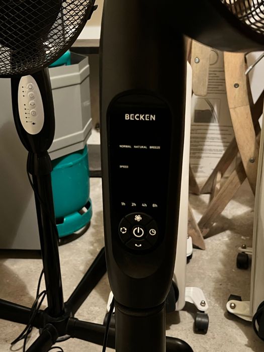 Ventoinha de Pé BECKEN BSF2771