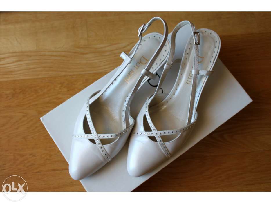 Sapatos de noiva Doriani