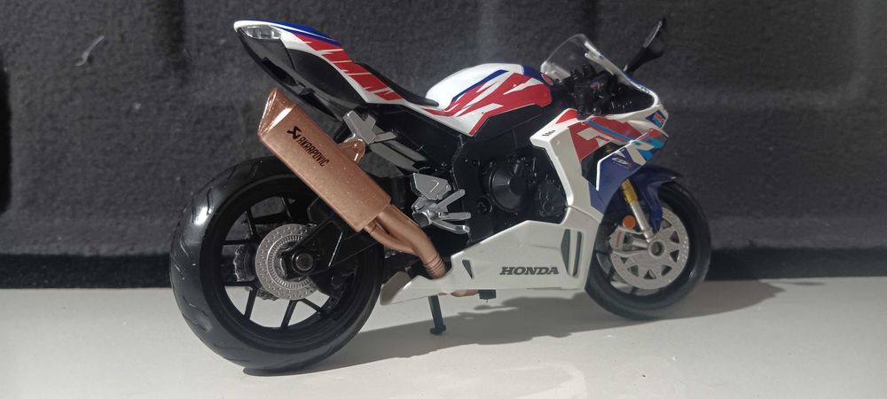 Honda Cbr 1000 rr-r
