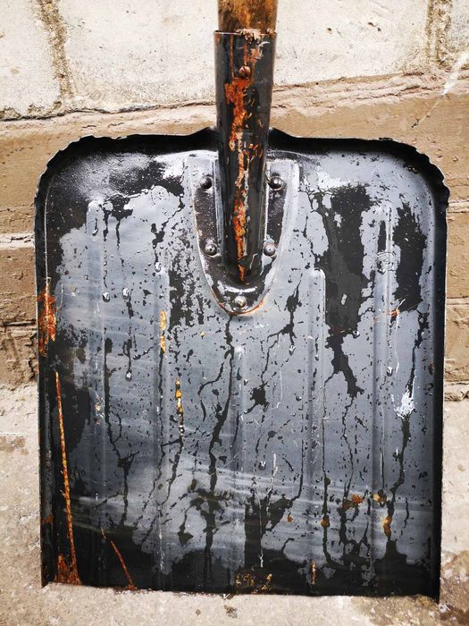 Лопата для уборки снега , снегоуборочная лопата,сыпучих материалов