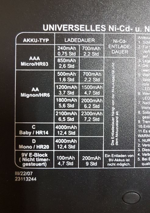 Carregador de Pilhas UNIVERSAL