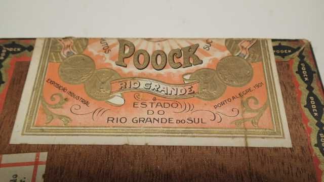 Caixa antiga de Charutos Brasileiros "Charutos Pooch" , (Vazia)