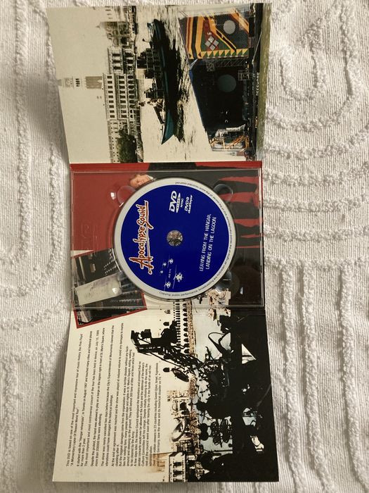 Dvd Pink Floyd - Leaving from the hangar, landing on the lagoon