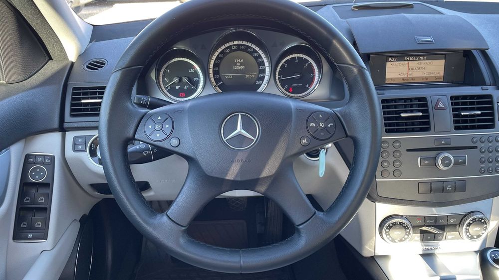 Mercedes-Benz C220 CDi Avantgarde BlueEfficiency NACIONAL