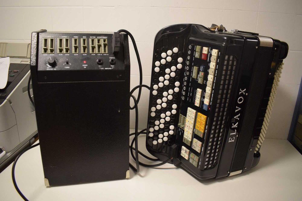 Acordeao Elkavox 4 Voz Com Sistema Midi, N .162