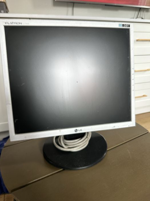 Monitor LG Flatron