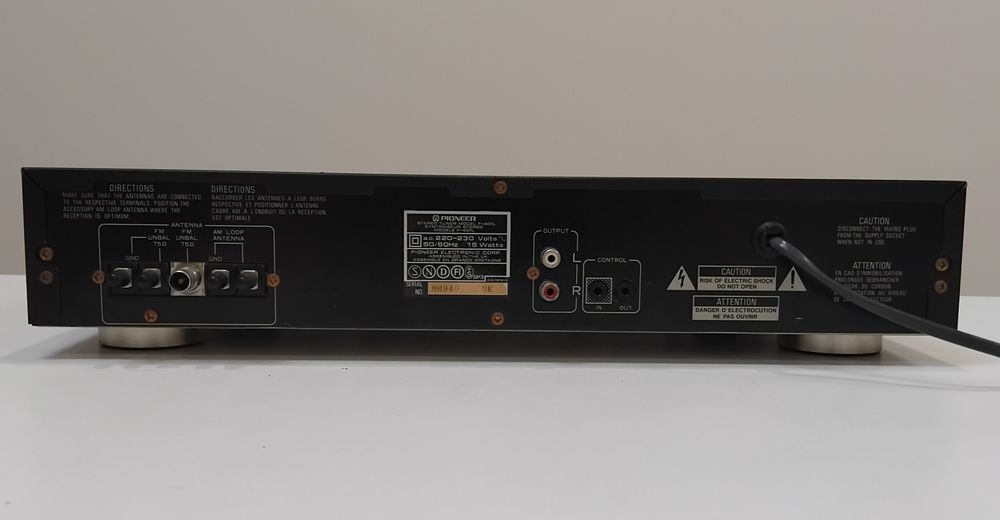 PIONEER Tuner Sintonizador Rádio F-401L