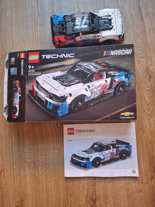 Lego 42153. Nascar