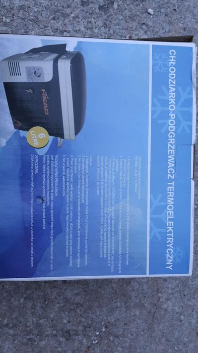 Chłodziarko-podgrzewacz samochodowy