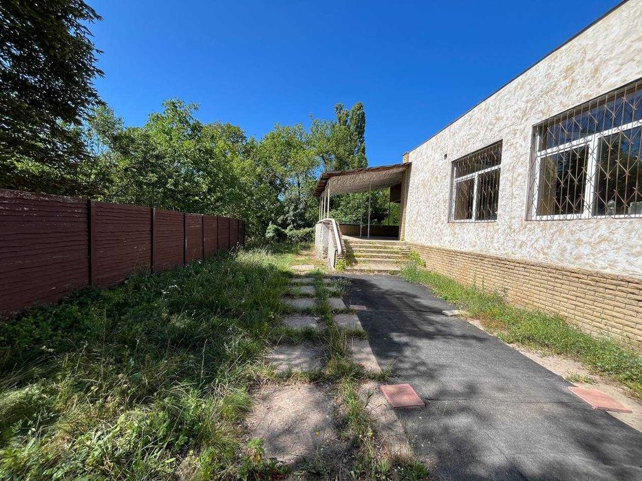 Продаж ОСБ 457.8м2/ СМТ Покотилівка/ траса Е-40