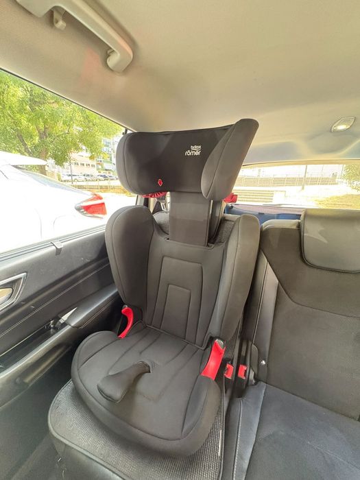 Cadeira Auto Isofix grupo 2/3 Britax Romer Kidfix III S (modelo de 2021) cinza