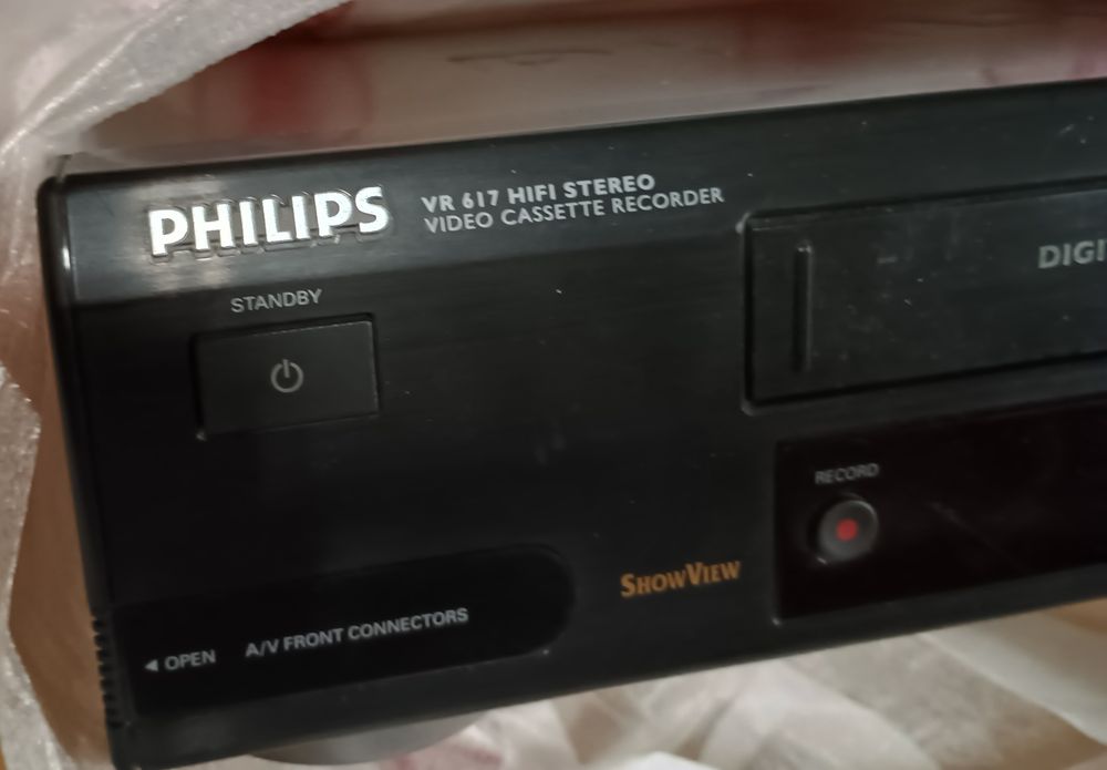 Magnetowid VHS Philips