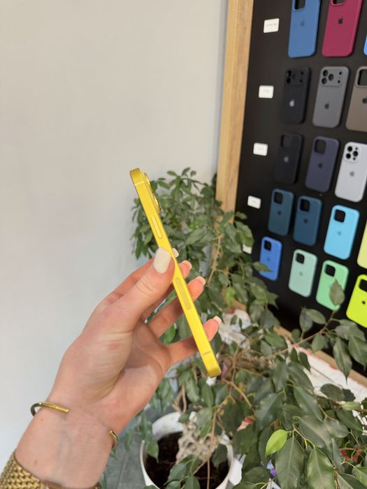iPhone 14 Plus 128GB Yellow