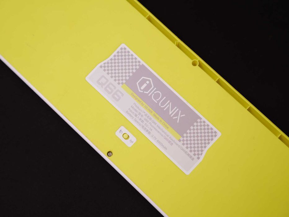 Klawiatura iqunix Q66 holy panda