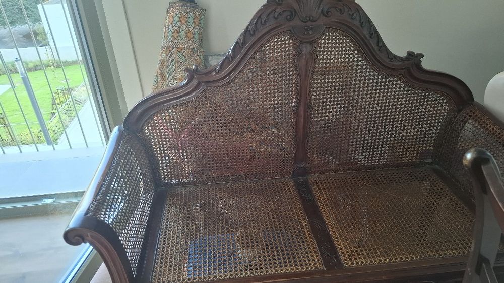 canapé em nogueira e palhinha ,vendo apenas por mudança de casa