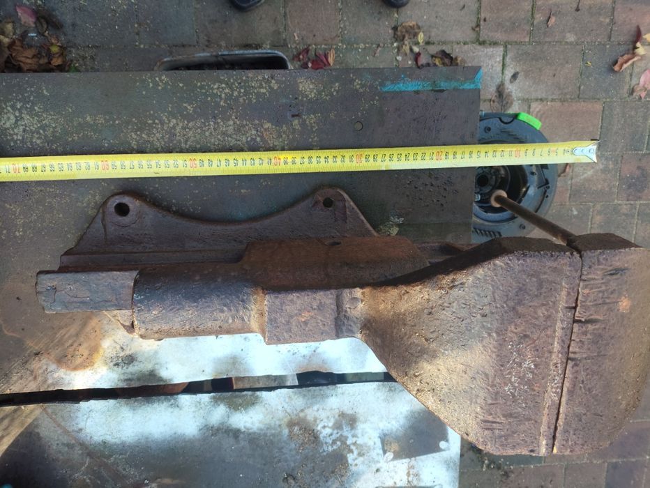 Duże stare imadło 170 mm