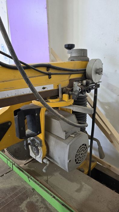 Serra Radial DeWalt 729
