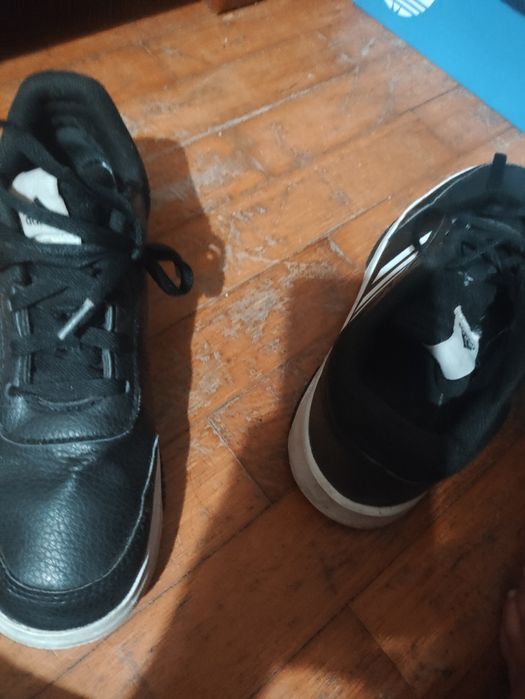 Sapatilhas adidas tamanho 38