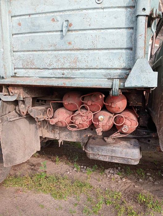 Продам ЗИЛ самосвал