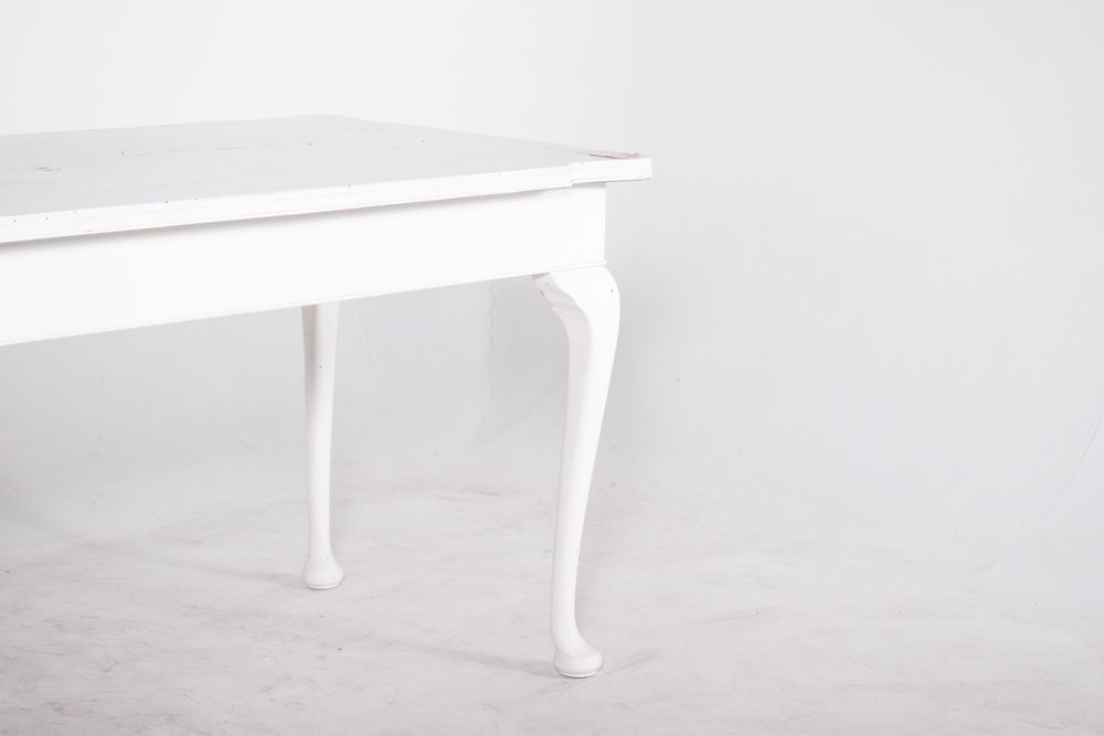Mesa de Jantar em Pinho Lacada de Branco