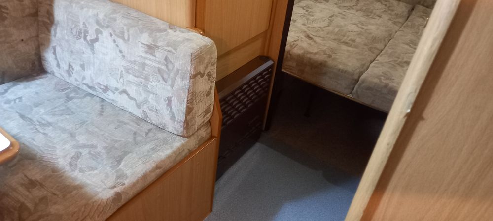Caravana DETHLEFFS c / WC e avançado