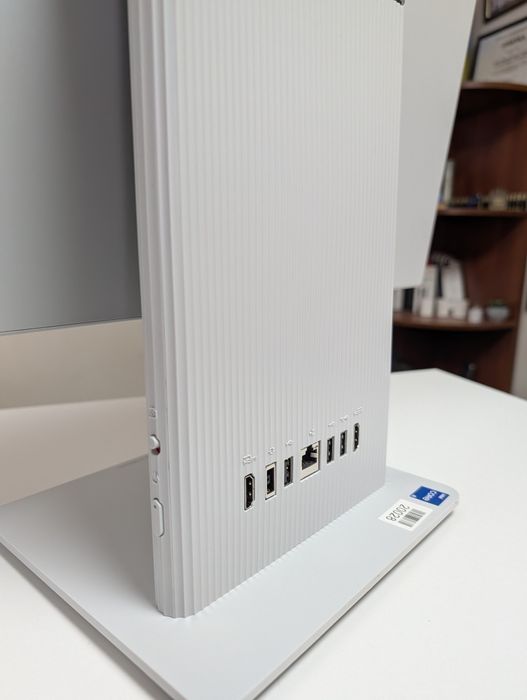 2025р. Моноблок Lenovo IdeaCentre 3 27IRH9/i5-13420H/16GB/512GB/FHD/27