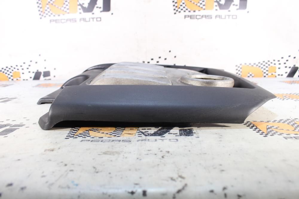 Cobertura do motor / blindagem superior do motor VOLKSWAGEN Golf V (1K