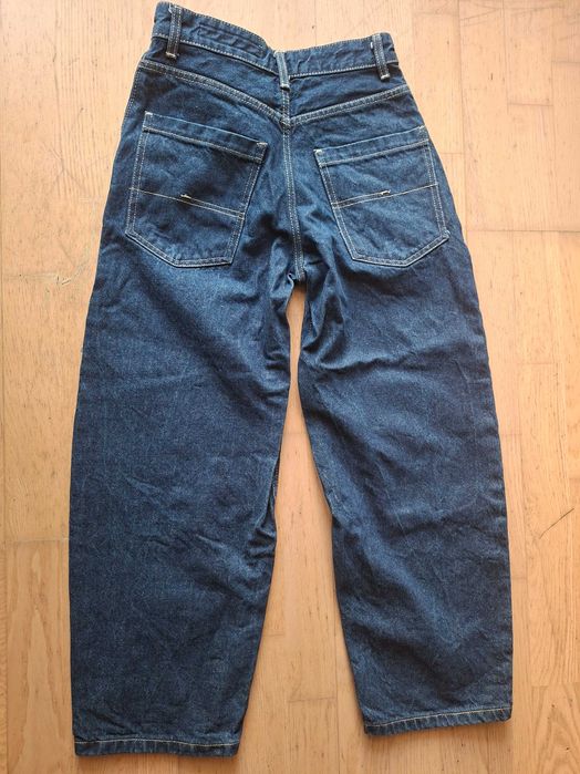 Jeansy Bershka 32