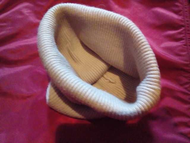 Зимняя женская шапка бини