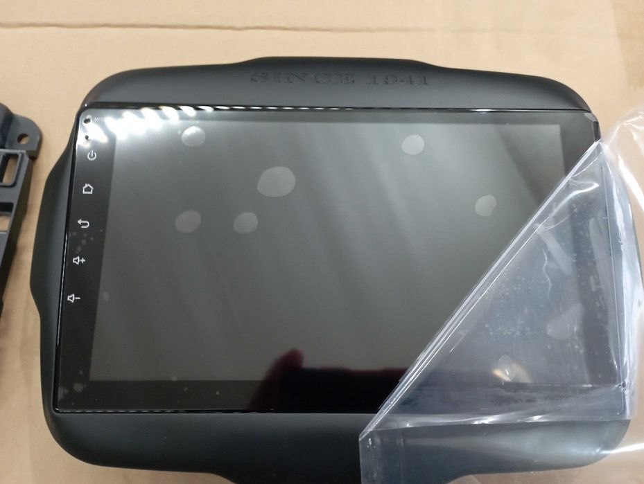 Магнитола штатная Jeep Renegade